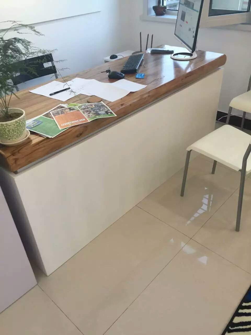 辦工桌